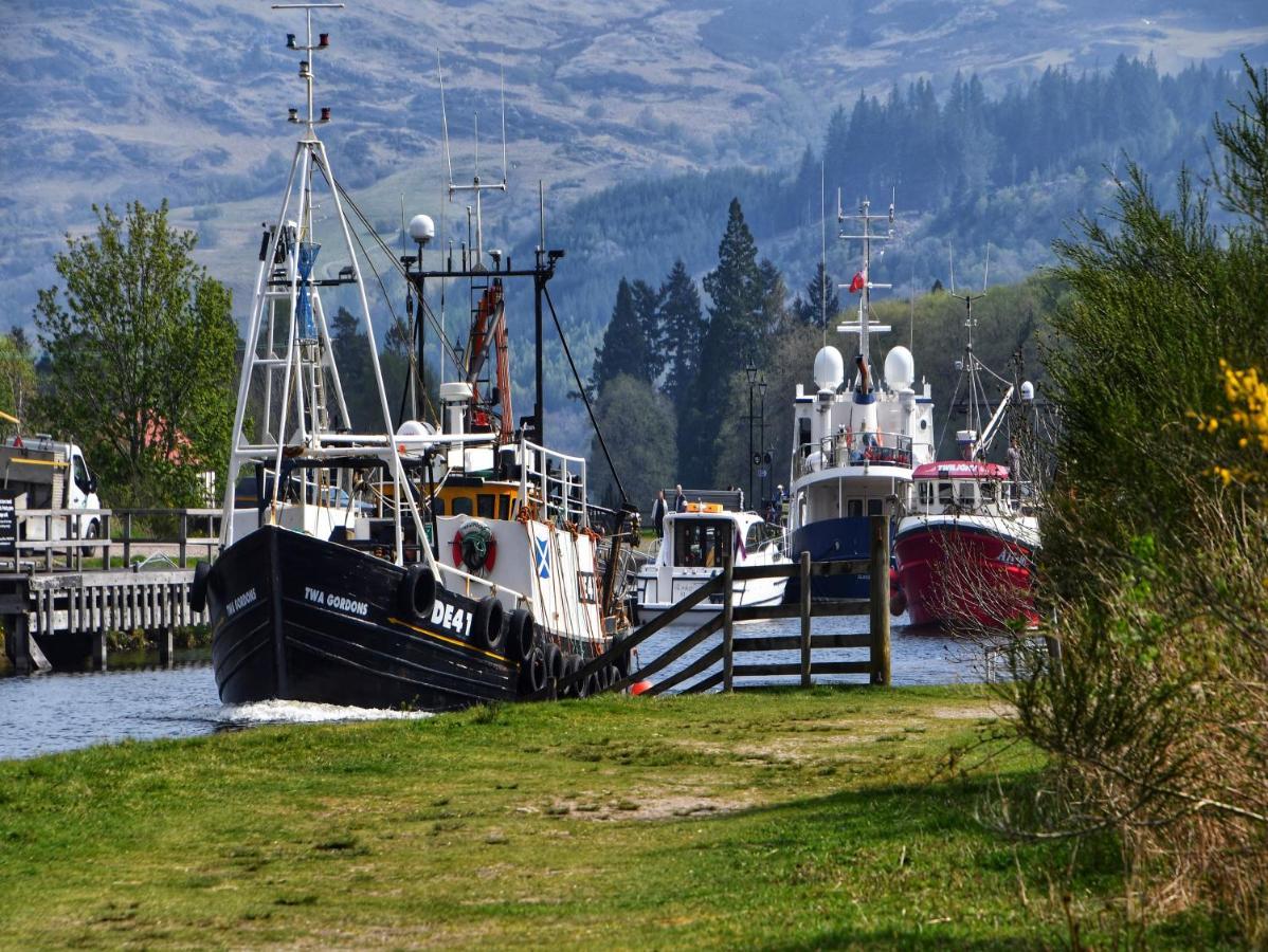 Hill Cottage Cabins Fort Augustus Exterior photo