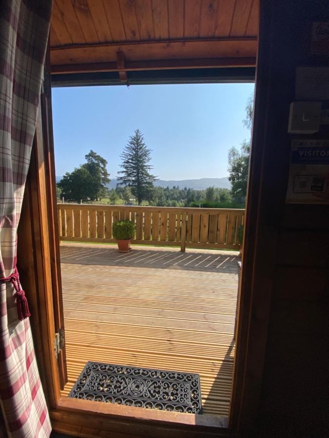 Hill Cottage Cabins Fort Augustus Exterior photo