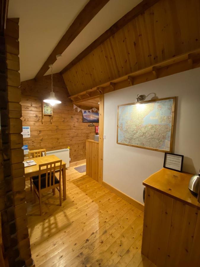 Hill Cottage Cabins Fort Augustus Exterior photo